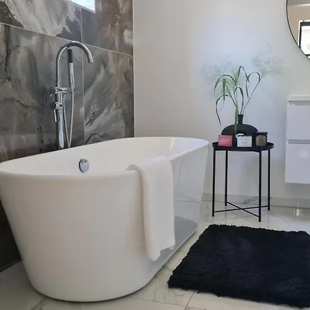 Delight Apartment *